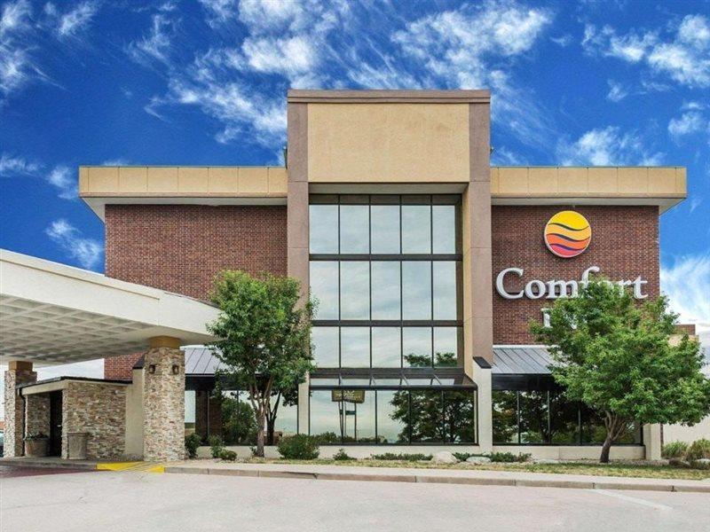 Comfort Inn Denver East Exterior photo