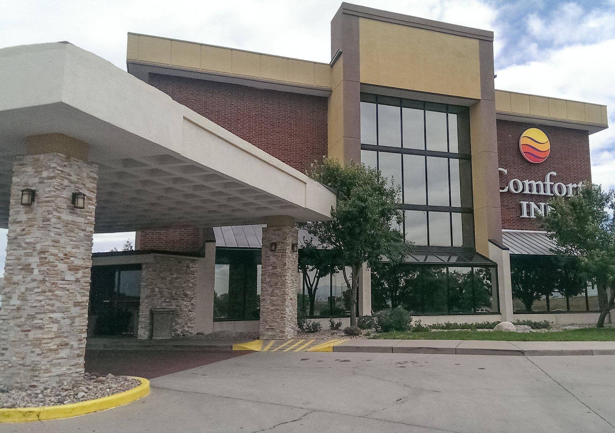 Comfort Inn Denver East Exterior photo