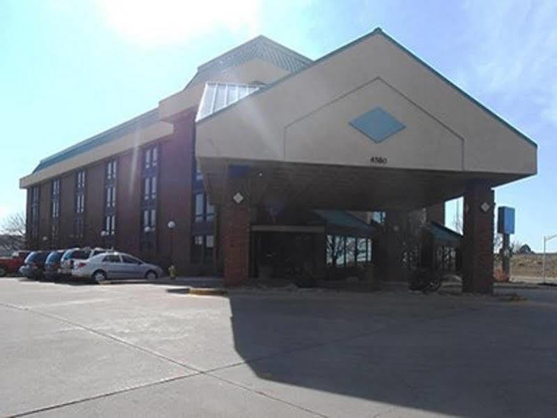 Comfort Inn Denver East Exterior photo